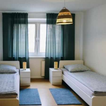 Monteurwohnung Fuer 6 Personen In 라이프치히 외부 사진